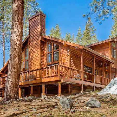 Tree Haus At Tahoe Donner - Unique & Bright Home With Hoa Pool And Beach